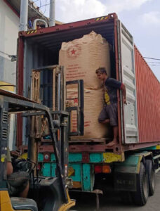 Bedding Pellet Loading